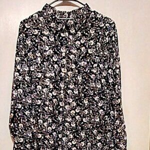 Croft & Barrow Womans Black& White Foral Blouse 100% Cotton, Long Sleeve. Sz XL